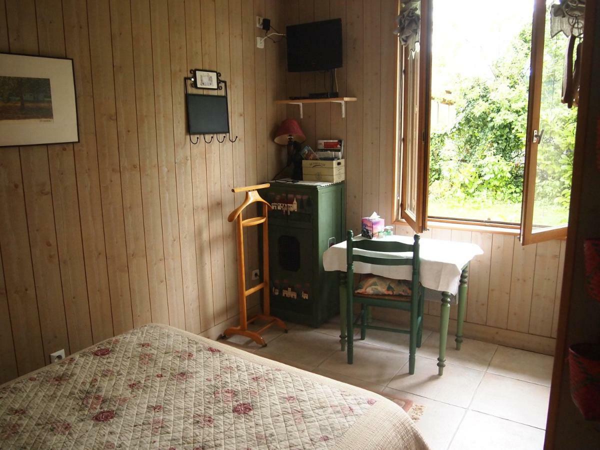 Chambres D'Hotes Les 4 Chemins Trouville-sur-mer Exteriör bild