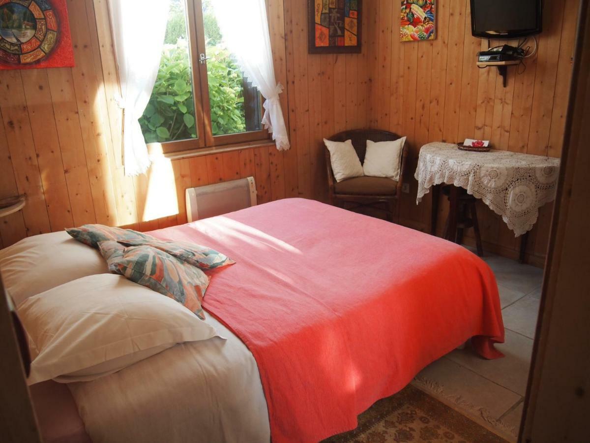 Chambres D'Hotes Les 4 Chemins Trouville-sur-mer Exteriör bild